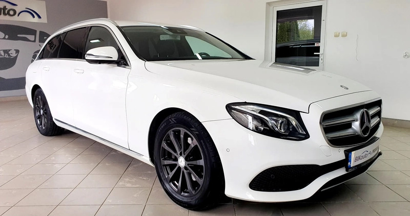 Mercedes-Benz Klasa E cena 89900 przebieg: 193000, rok produkcji 2017 z Grybów małe 631